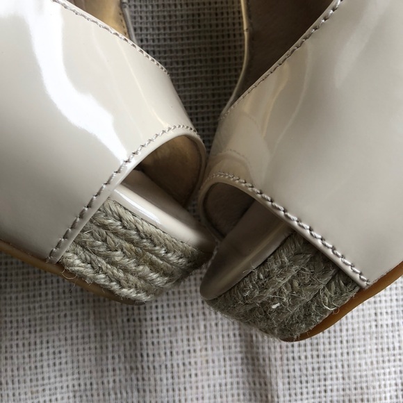 Michael Michael Kore Heels nude Size 6 1/2 M - Picture 7 of 8